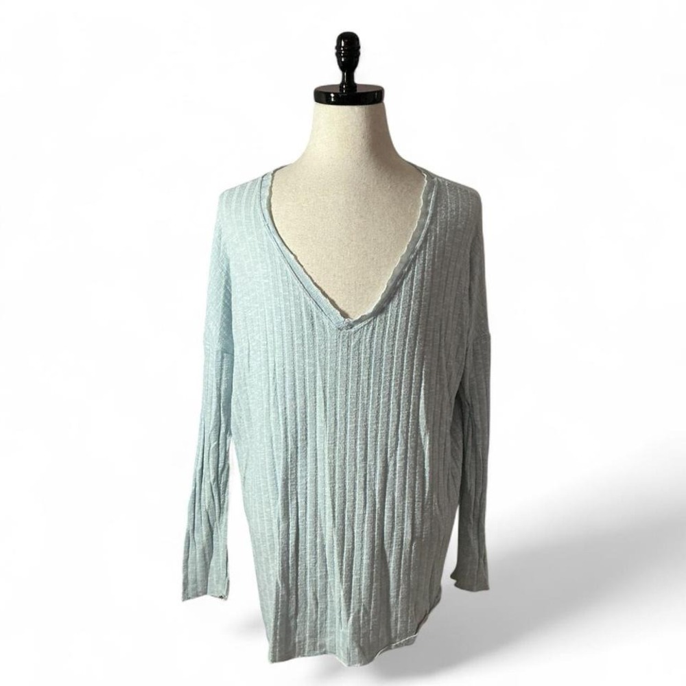 Out From Under Ribbed V Neck Long Sleeve Oversized Sweater Light Blue Size M